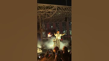 “Message Man/Pet Cheetah” B Stage #twentyonepilots #breach #tylerjoseph Toronto 2025 #breachtoronto