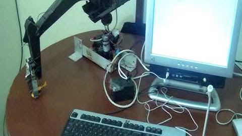 brazo robot controlado por voz (prueba)