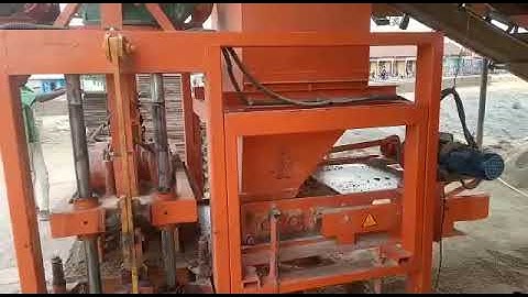 QTJ4-26 semi automatic cement solid block brick production equipment in Tanzania