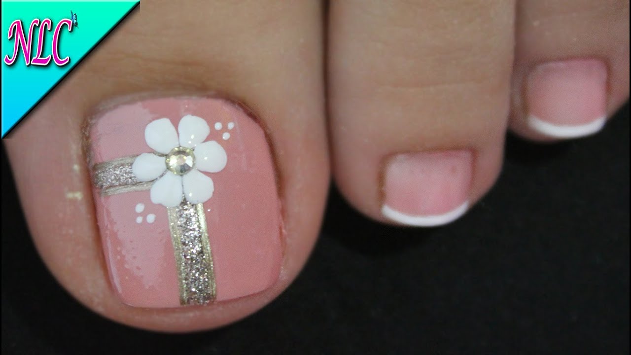 dígito desastre Evaluación DISEÑO DE UÑAS PARA PIES FLOR CON PIEDRA Y FRANCÉS - FLOWERS NAIL ART -  FRENCH NAIL ART - NLC - YouTube