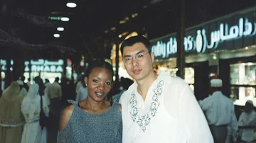 Faces Of Africa - When Chinese Meet Zambians