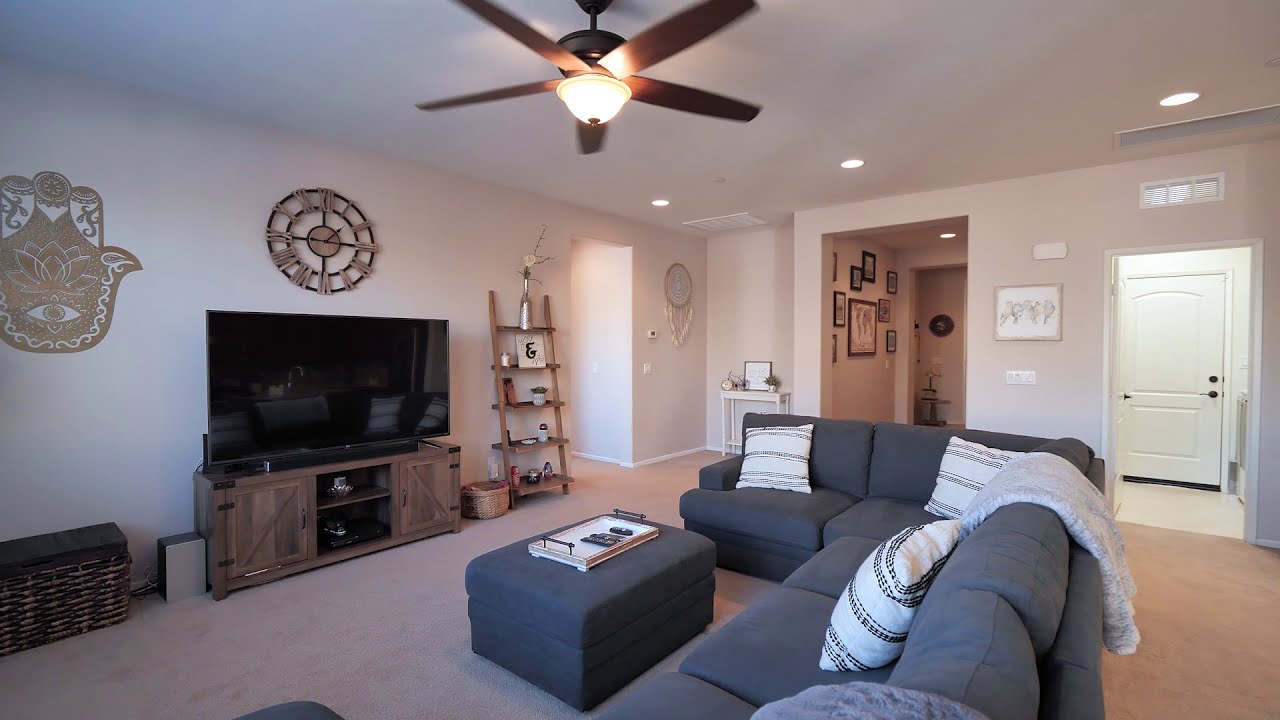 3437 Jaguar Ct, Rosamond, CA 93560