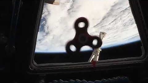 Fidget spinner spinning in the space! । amazing video (NASA)