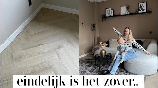 PVC VISGRAAT Vloer leggen & de MEUBELS zijn binnen | Verhuis Vlog🏠✨