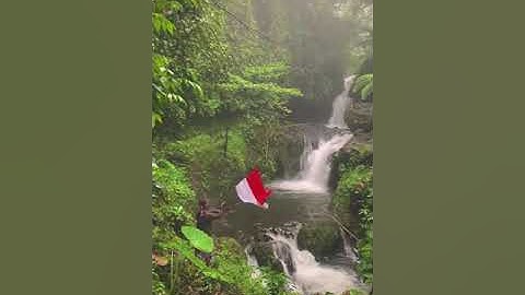 DIRGAHAYU REPUBLIK INDONESIA 🇮🇩 76 -berkibarlah bendera negriku-gombloh (cover) hanin dhiya(lirik)