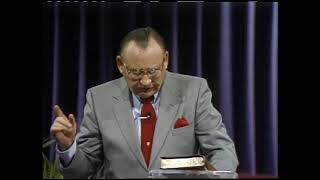 Book of Ephesians 15: Christian Family ~ Dr. Lester Sumrall