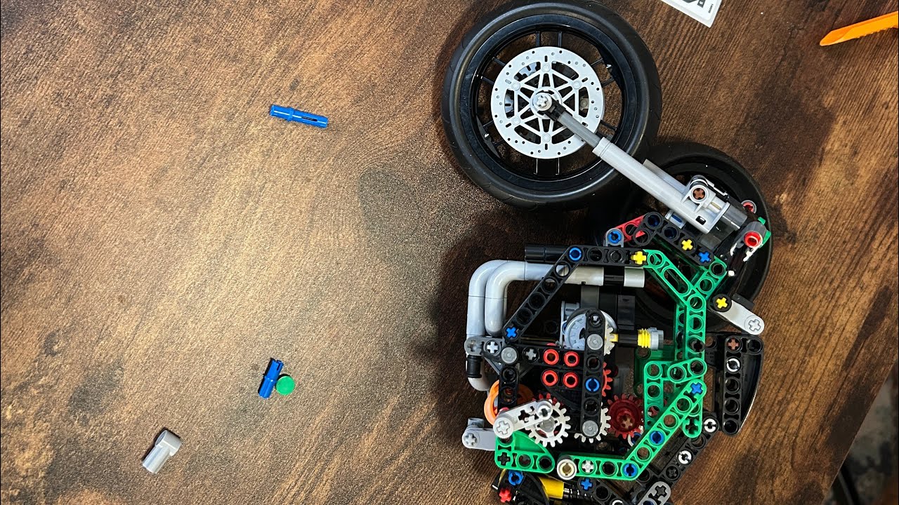 Rob Wiethoff LEGO Kawasaki Ninja (Part 5)