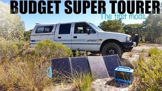 FIRST MODS On The Budget Family Super Tourer
#tourer #budgetbuild #campingwithababy
Young Lee does a 3 months update and walk around of the first modifications done on the new family super tourer, as well as a few tips, tricks and products for a budget build for camping with a baby!
Check out our Instagram for daily updates
@bushrats
Get ya merch at
https://bushrats.bigcartel.com
Music by Lightning Jack
https://www.facebook.com/LightninJack1/ FIRST MODS On The Budget Family Super Tourer