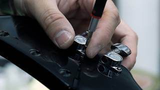 Saving a Broken 1967 Rickenbacker 330 - Invisible Repair!