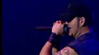 Video voorbeeld van "Judas Priest - Living After Midnight"