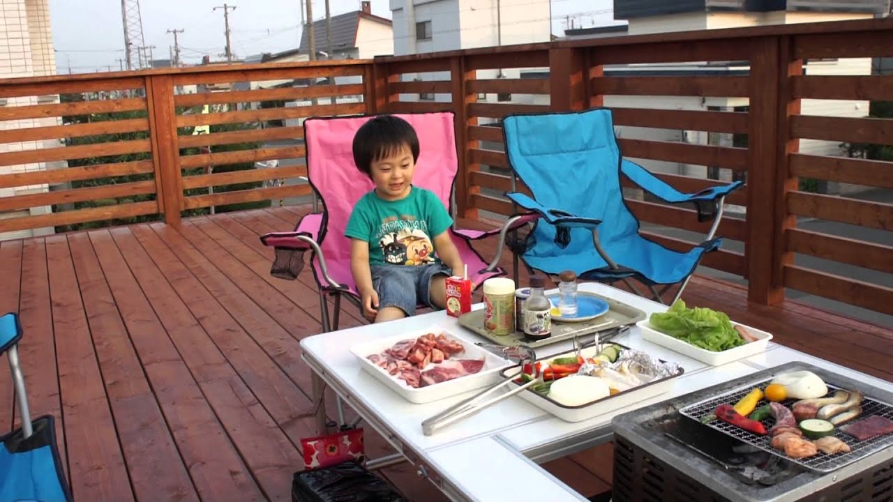 ウッドデッキでバーベキュー YouTube