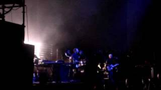 Massive Attack - Inertia Creeps @ Kurucesme Arena in Istanbul (13/07/2010)