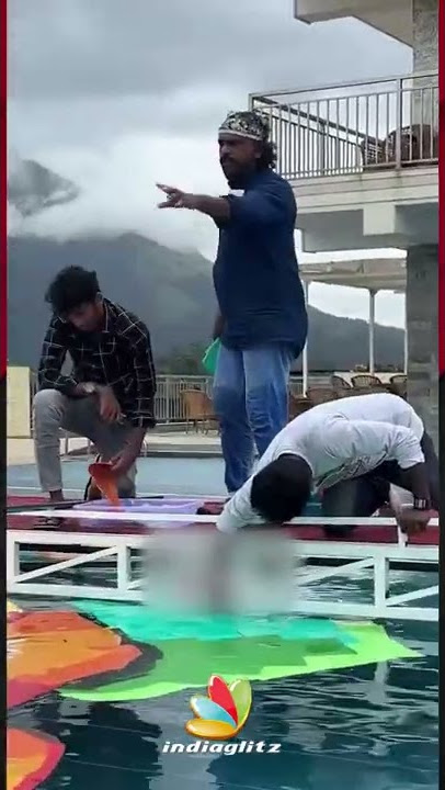 Swimming Pool-ல் Kamal ஓவியம் வரைந்த Youngsters | Vikram #shorts