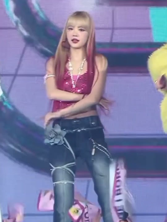 Yoshi sunbaenim and eunchae🥺 #yoshi #treasure #eunchae #lesserafim #kpop #fypシ゚viral #fypシ #kpopedit