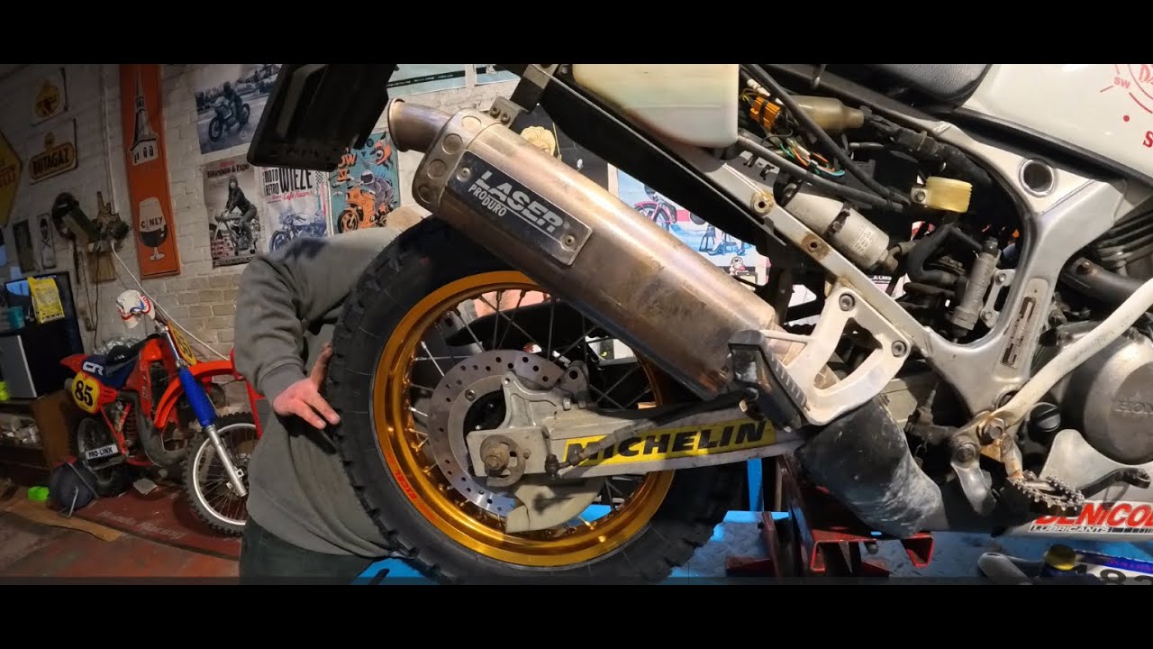 Full rear wheel rebuild on Honda XRV750 Africa Twin