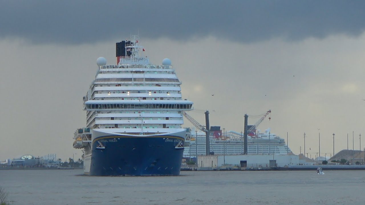 Carnival Venezia Joins the Parade in Stormy Port Canaveral!