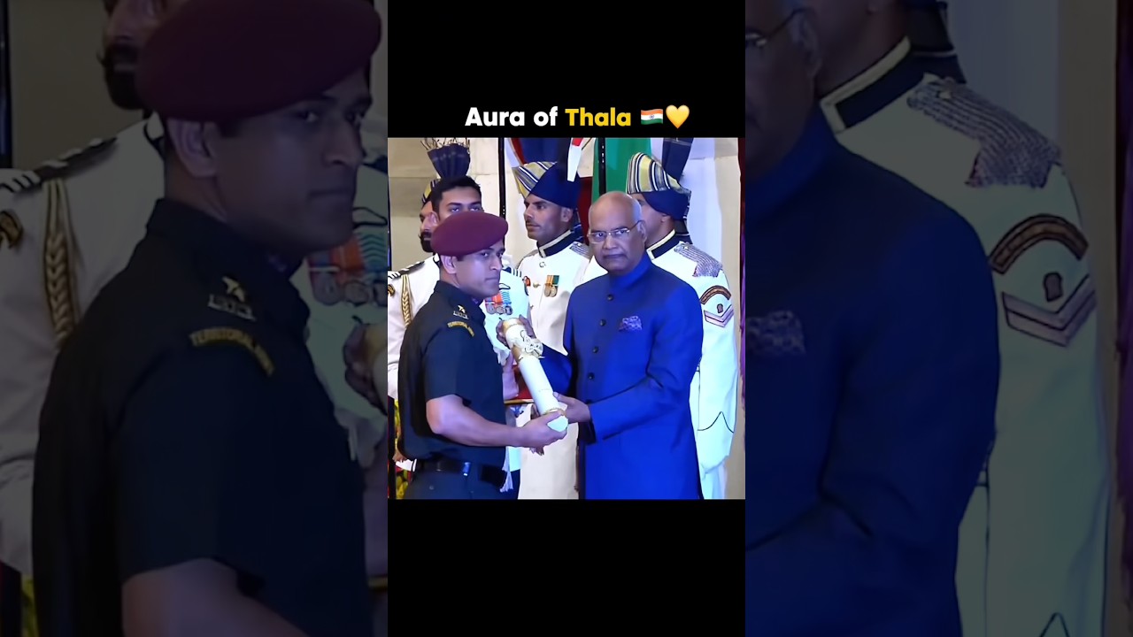 PROUD moment #msdhoni Fans 🥹💛 #dhoni #shorts #cricket #csk #rcb #cricketshorts