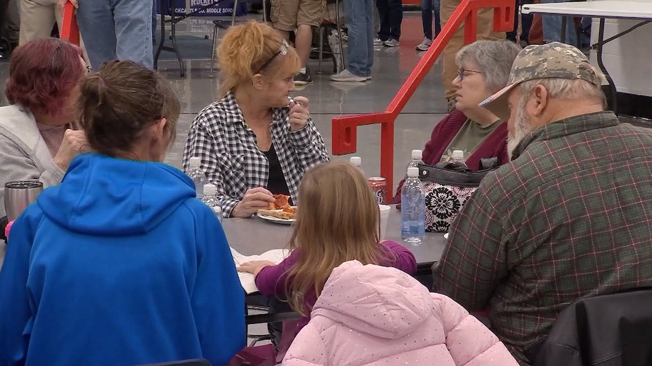 Kentucky families face disrupted Thanksgiving after train derails