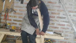 Haciendo El Mango De Un Hacha- Axe Handle Making