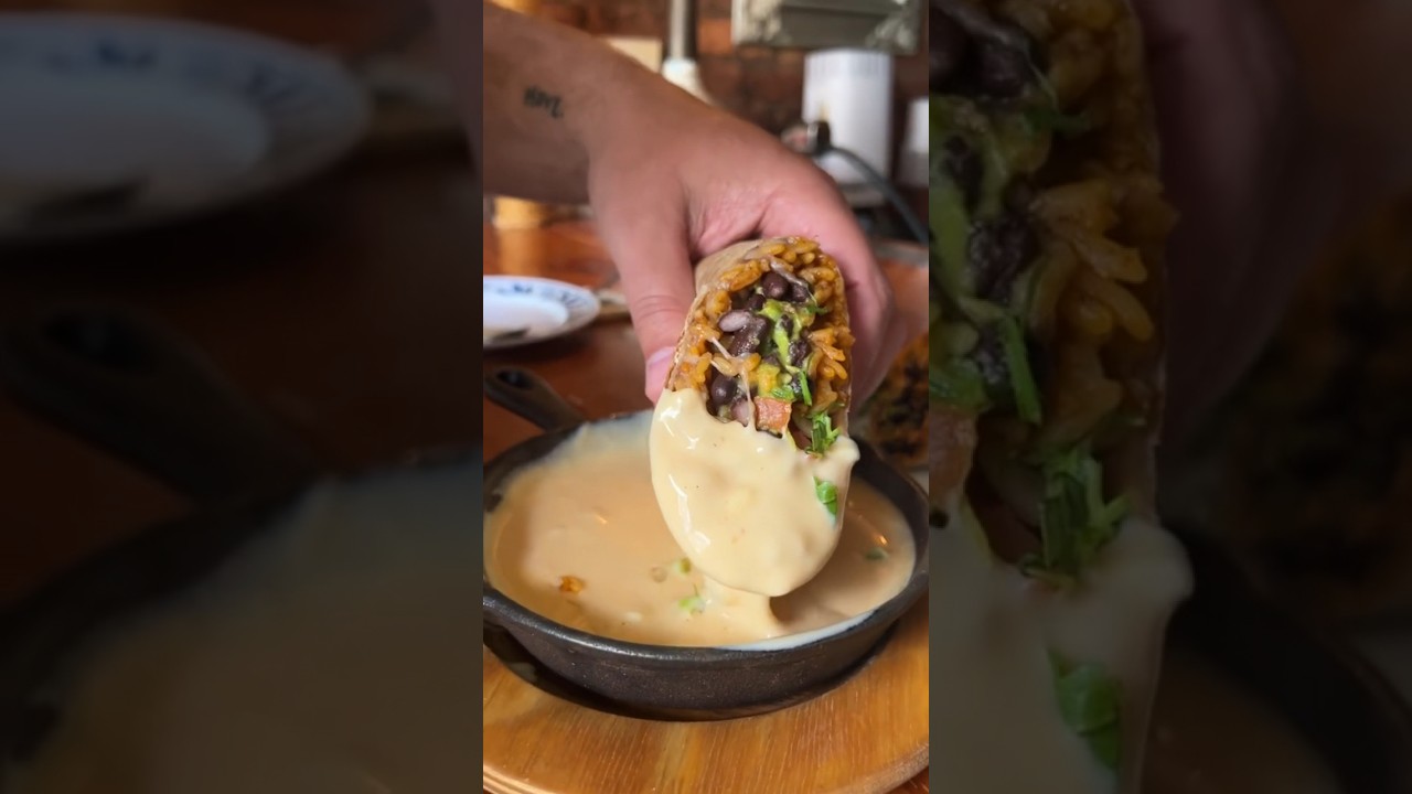 This NYC Upper East Side Mexican restaurant is one of our favorites! 🌯🌮🧀🔥 #DEVOURPOWER