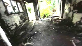 Abandoned Burnt Cottage! (Part 1!)