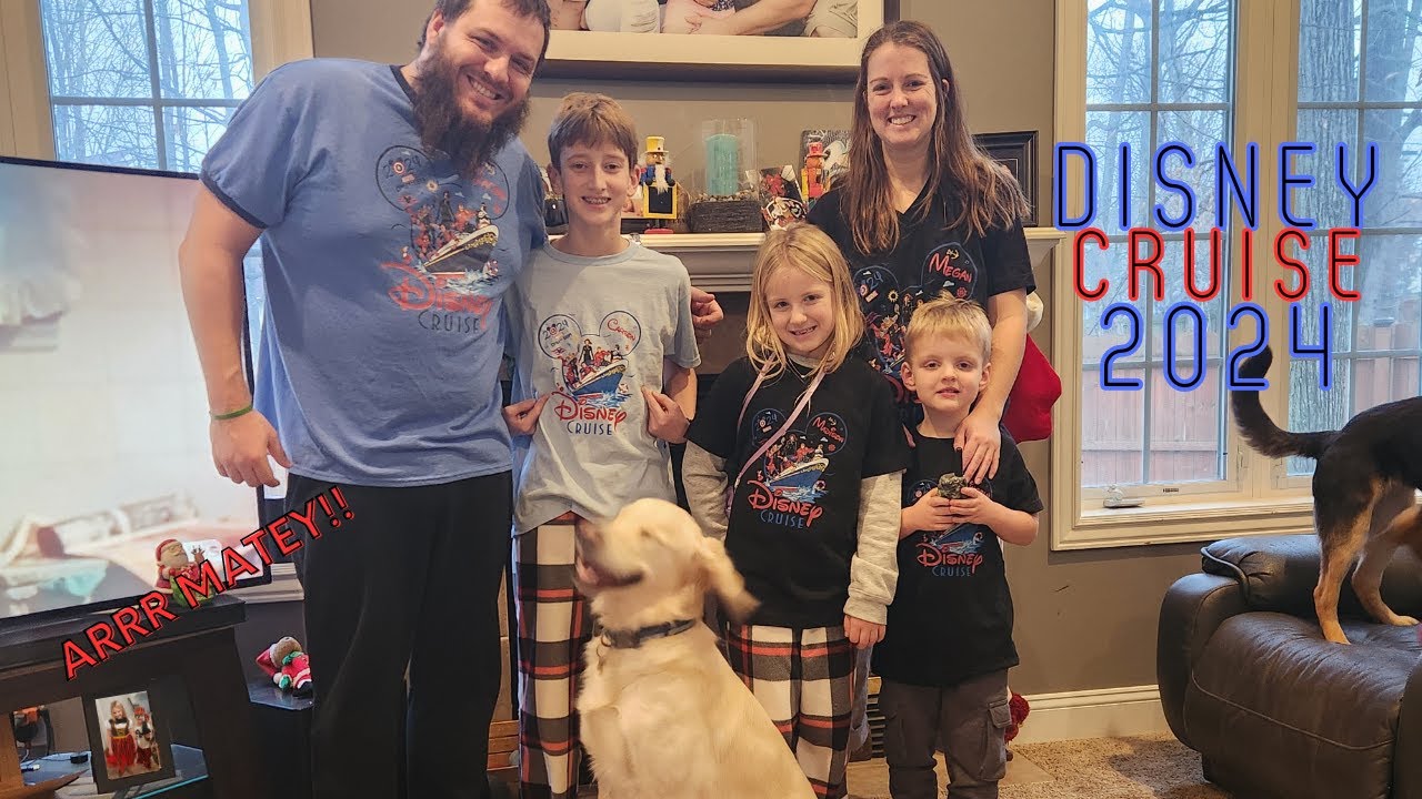 Magical Christmas Surprise: Scavenger Hunt Adventure for a 2024 Disney Cruise!