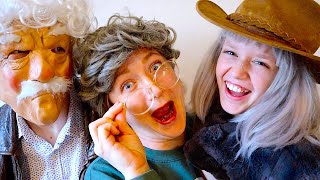 Family Comedy Show!
This was a FUN video to make! We begin with a family comedy show! Then after, we watch together the new song and music video Sound of Laughter! I hope you laugh!
The Beach House is a fun family friendly channel where the Beach Family posts daily videos of their adventures throughout life! Mostly we do fun family vlogs as well as occasionally, treasure hunts, skits, games, challenges, and other family fun activities together! Thanks for joining us and we hope you love our videos!
SUBSCRIBE FOR MORE VIDEOS! http://bit.ly/1GdjNAB
Our Favorite Vlogs Playlist! http://bit.ly/1RkUJPW
Rebecca - age 35 (MOM) - The mother of all 6 of the beach family children. She is a superhuman. Full of kindness, patience, and excitement for life! She is the star of the show!
Michael - age 38 (DAD) - The man of the house. He is the business mind behind most of the families entrepreneurial endeavors. He loves to spend time with his family and his bees!
James - age 15 (SON) - He loves to play piano. But his friends at church are his top priorities at this point.
Corbin - age 13 (SON) - He loves school and playing with his friends! He plays very well with his little siblings and loves to make them laugh and read stories to them. And play piano.
Elizabeth - age 11 (DAUGHTER) - She is so excited to have a little sister! Ellie is sweet and smart! She loves to do gymnastics and is really good at reading.
Charles - age 9 (SON) - He is so full of love! He is friends with everyone and loves to give compliments and make people laugh with his jokes.
Max - age 5 (Son) - Our youngest boy! He loves to play with his siblings and copy anything they do! He is a great brother and we love his smile! He likes to get into trouble with honey.
Honey - age 2 (Daughter) - Our newest addition! She is learning to talk and loves to dance to music!
All our music comes from Epidemic Sound! They have the best audio library!
https://share.epidemicsound.com/lemfci
#TheBeachHouse #soundoflaughter #comedyshow Family Comedy Show!