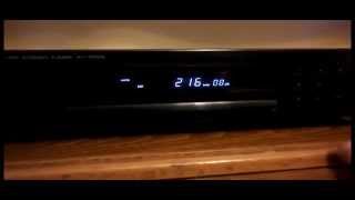 KENWOOD KT-1030L QUARTZ SYNTHESIZER AM-FM STEREO RADIO TUNER AM FM AND MW
