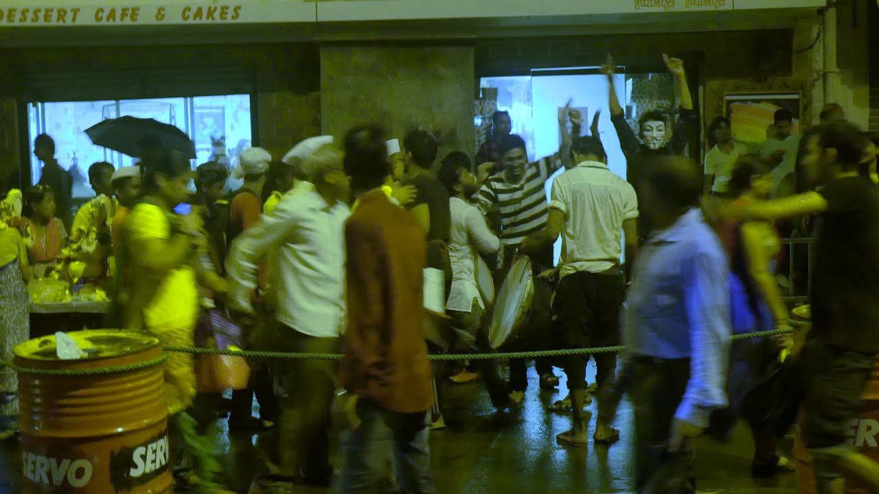 Guy Fawkes Mask dancing.Maskman Dance.Anonymous Mask Boy Mumbai.Ganesh Visarjan.गणेश विसर्जन