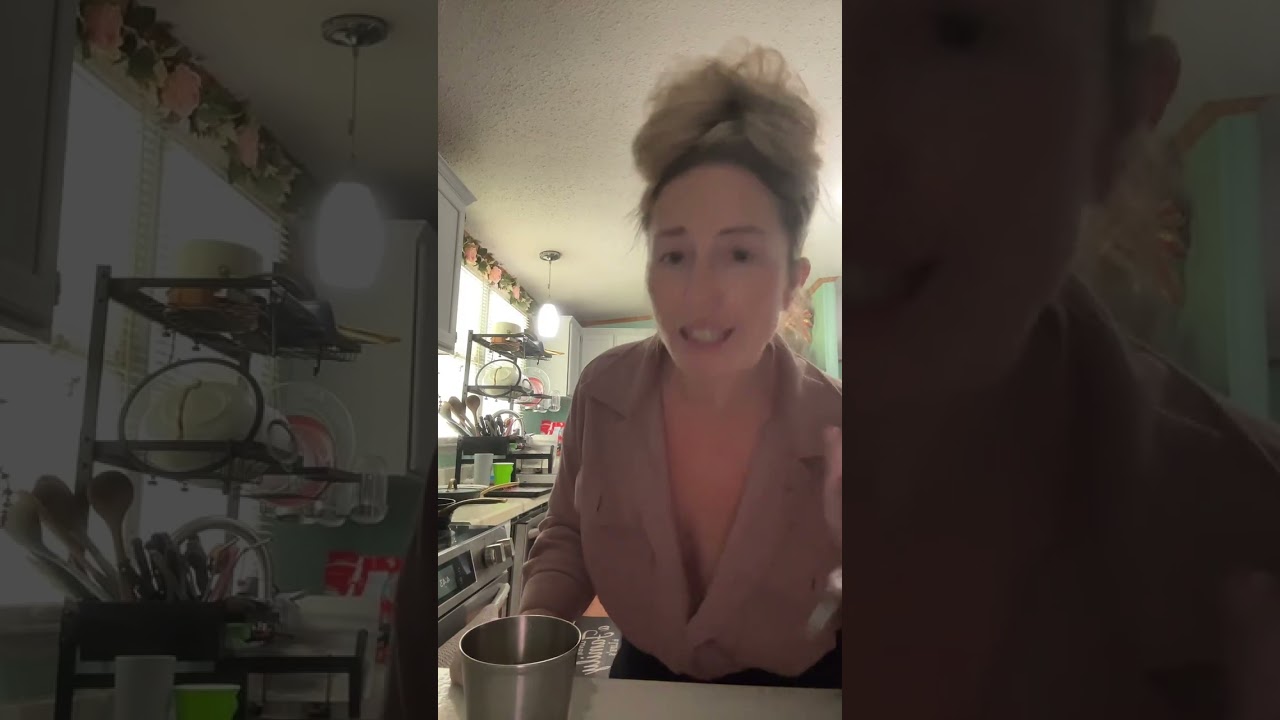 TikTok southernbell 2025 10 10