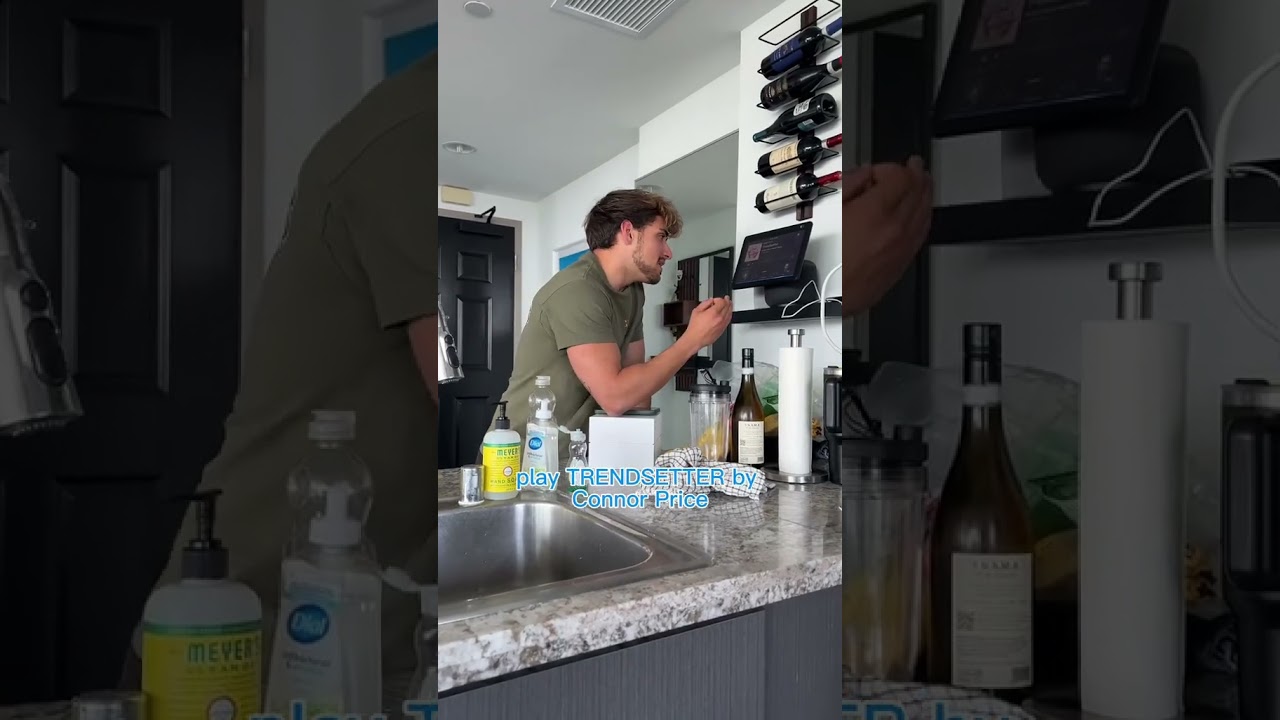 My Italian roommate and Alexa have beef 