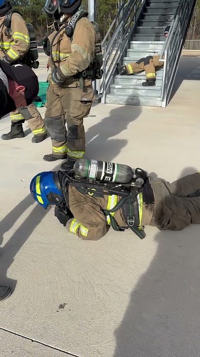 #mayday #firefighter #womenempowerment #academy #fyp #fy #tranding #training
