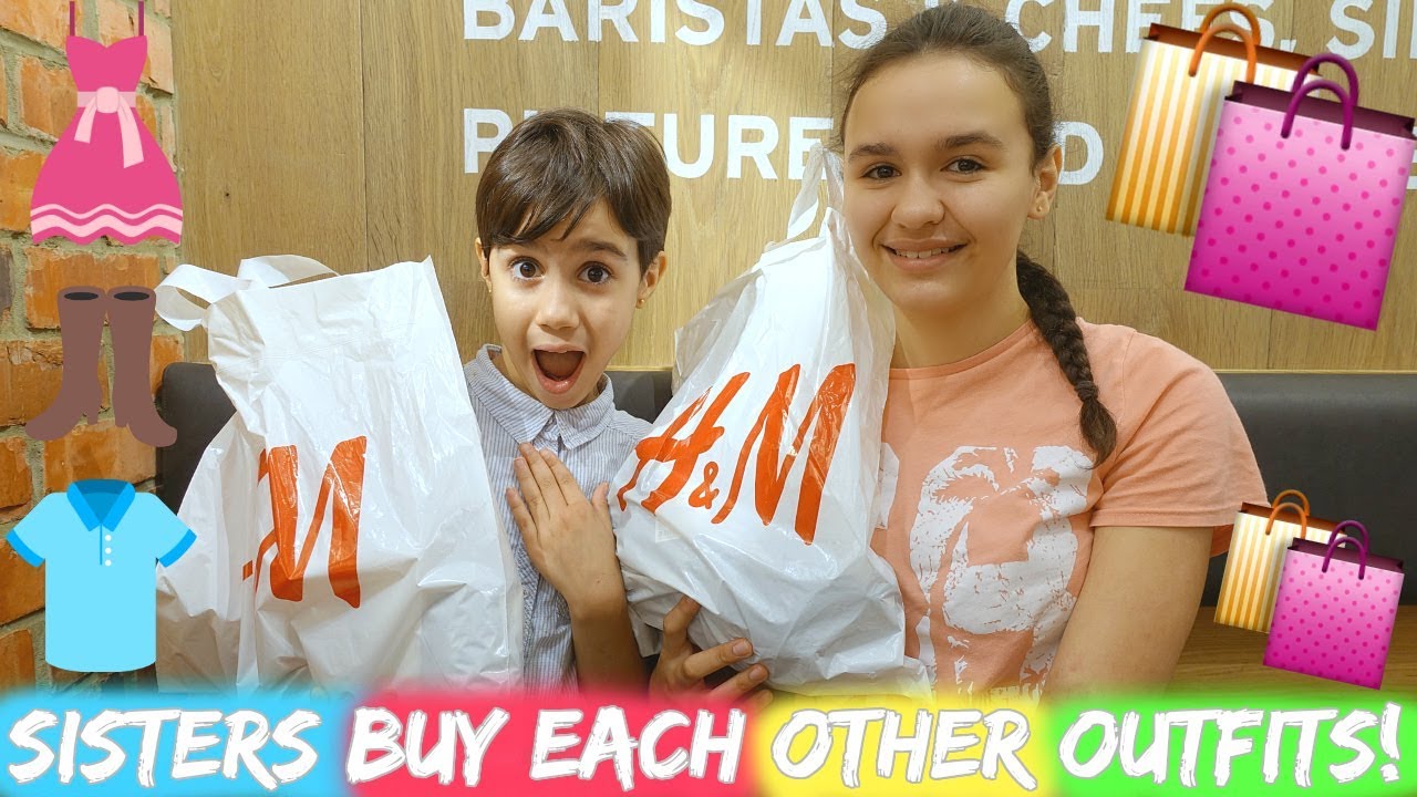 SISTERS BUY EACH OTHER OUTFITS SHOPPING CHALLENGE!🛍