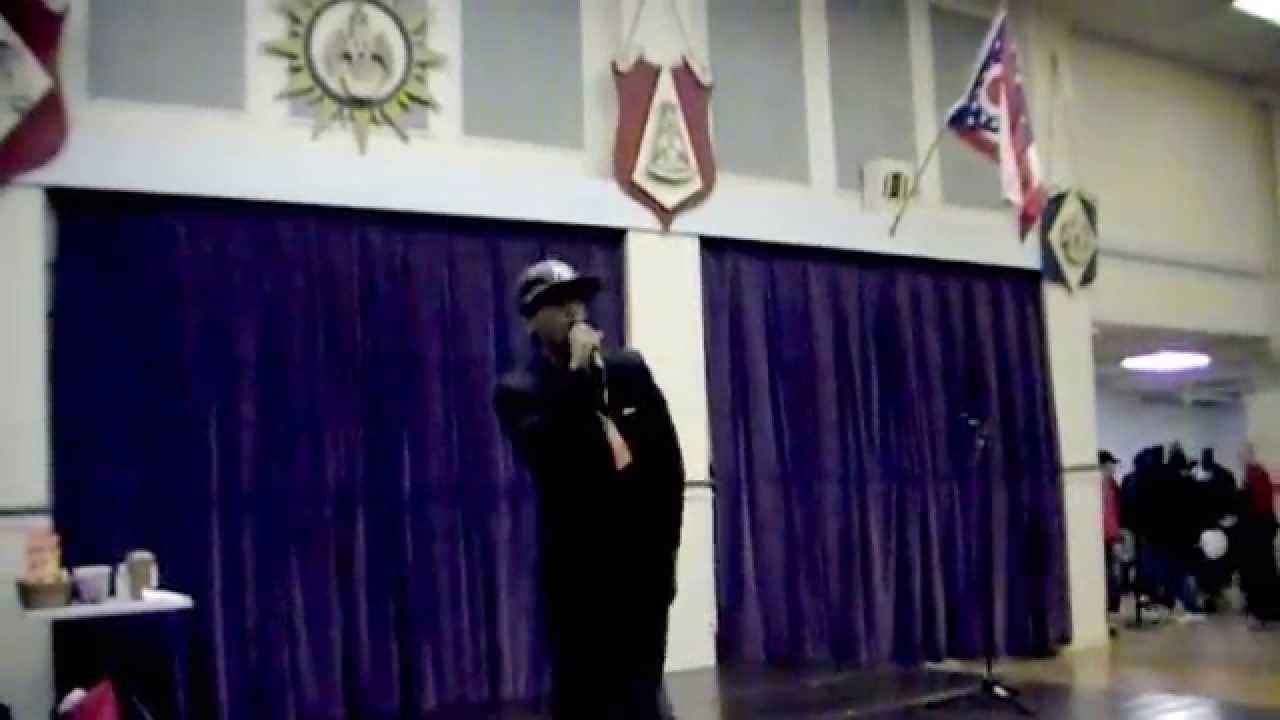 Martin Luther King jr's Late wife Coretta Scott King's Cousin, Sirnoc, performs for the Homeless!!!