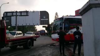 Klakson Telolet Panjang Bis Harapan Jaya