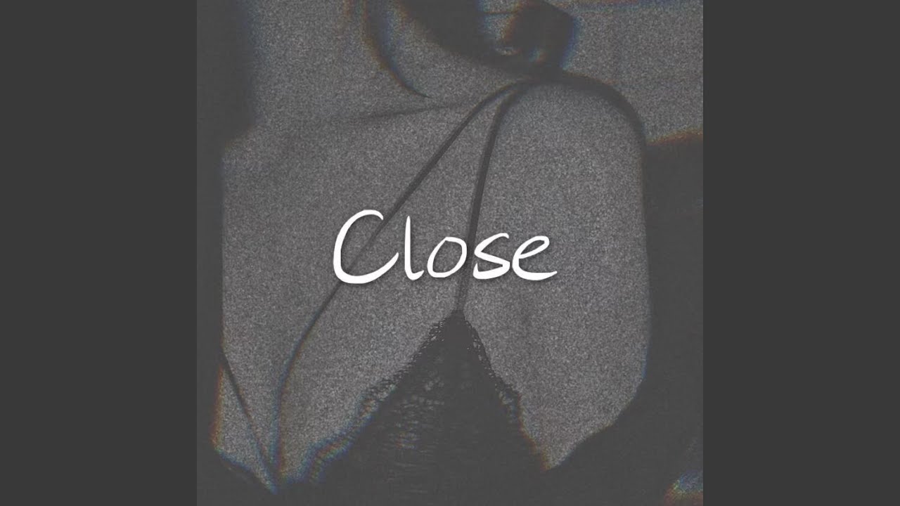 Mira Close en YouTube Mira Close en YouTube