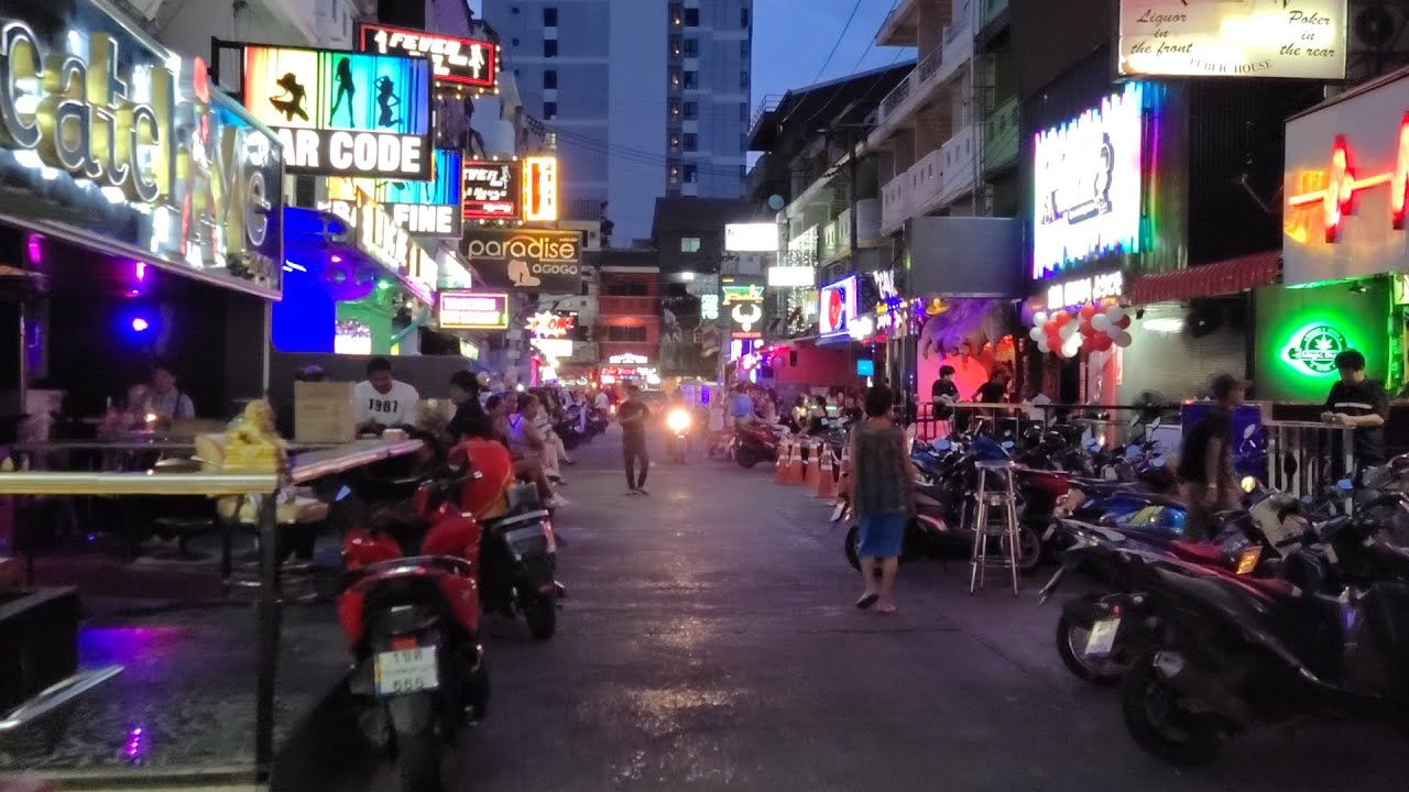 8K Nightlife Bar District Beautiful Girls of soi Diana Pattaya Thailand