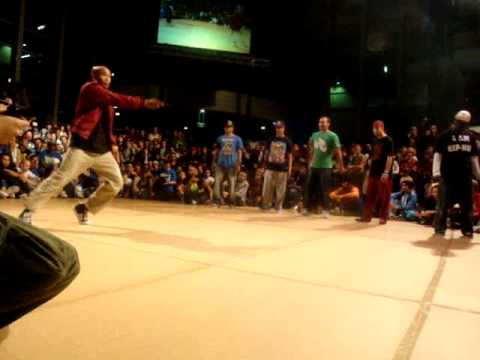 Salah & friends VS Bionic & friends @ IBE 2009. Part 1 of 5