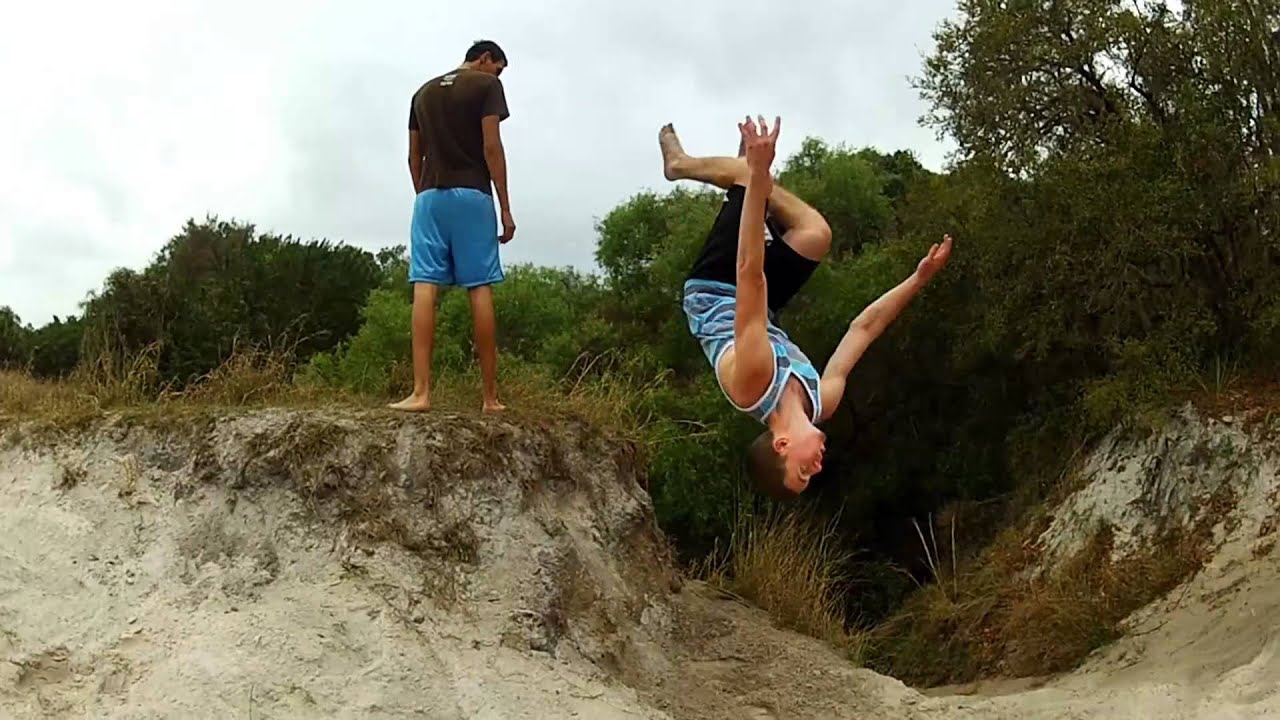 Poppin' Off Dubstep Parkour and Freerunning