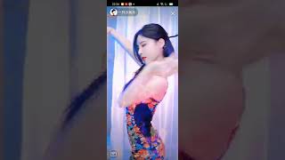 一只小耳朵-舞蹈-歌曲風月