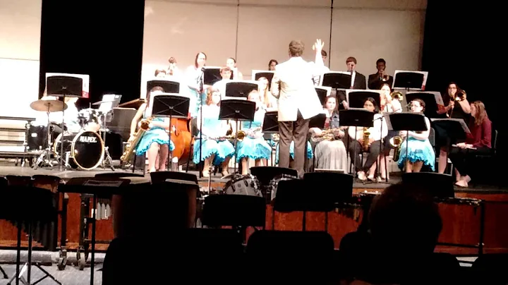 C Jam Blues - LHS Jazz Band, Molly Gable, drums, K...