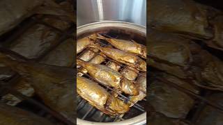 TINAPA smoke fish  GAWA SA HONG KONG #viral #food #satisfying #trendingshorts #asmr #homemadetinapa