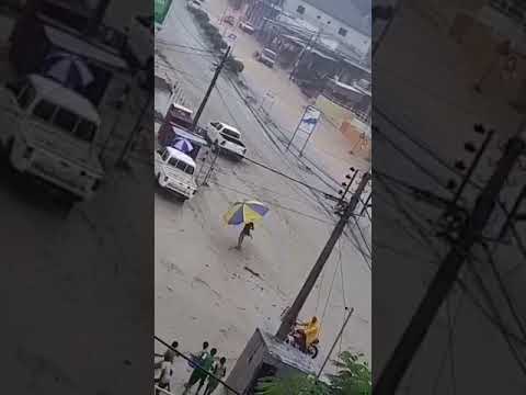 cyclone em Mozambique last week.(4)
