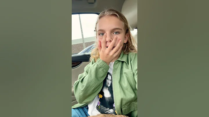 So funny🥸 #funny #comedy #relatable #lipsyncs #dancecraze #fypシ゚viraltiktok  #lipsync