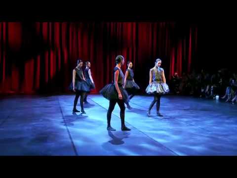 video phone beyonce mp3 Redemption Parigi Woman SS 2019