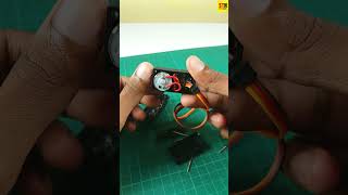 How to disassemble the MG995 servo motor?