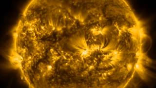 SDO - 31 Days of the Sun 01-2014 - AIA 171Å - HD
