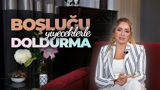 Boşluğu Yiyeceklerle Doldurmak: Eğlenmeyi Erteleyerek Boşluğu Neden Yiyeceklerle Dolduruyoruz?