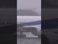 (昔の動画を高画質化)ANA,B777が大雨の中離陸 (伊丹空港・2011年)　#shorts #airport #itami