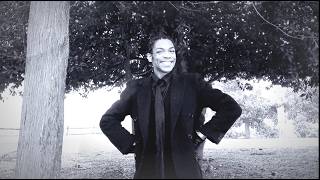 SMILE FOR ME (Official Video) | Tyler Reed